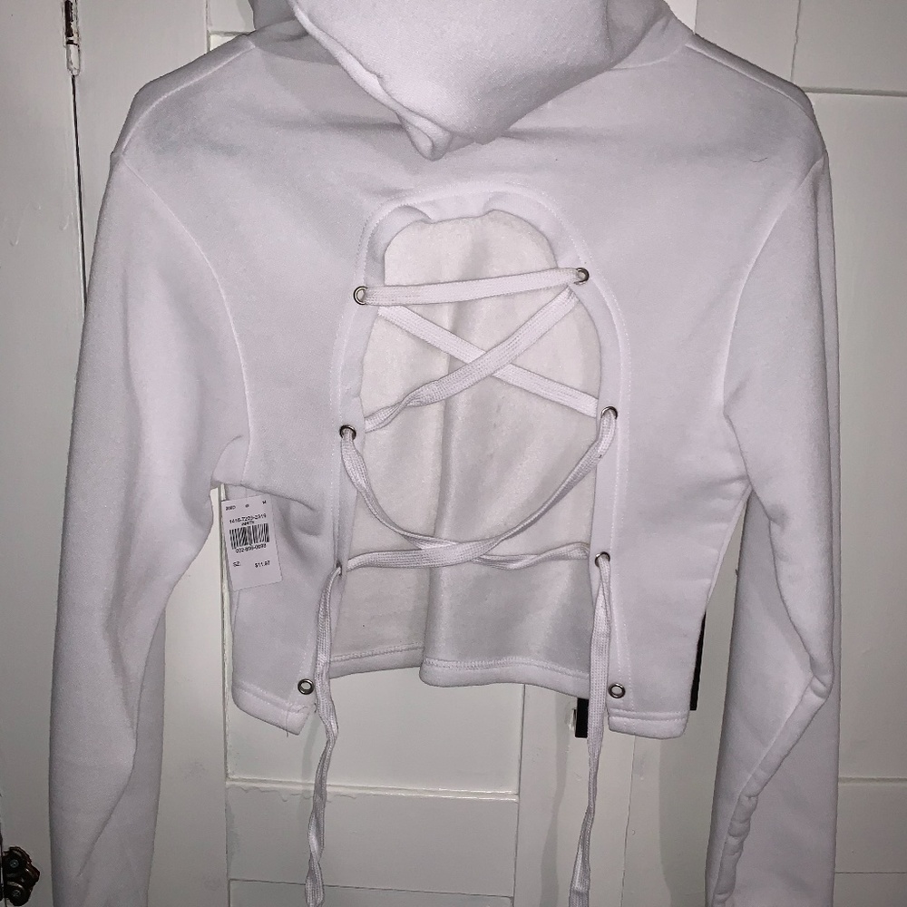 Crop top sweater with open back